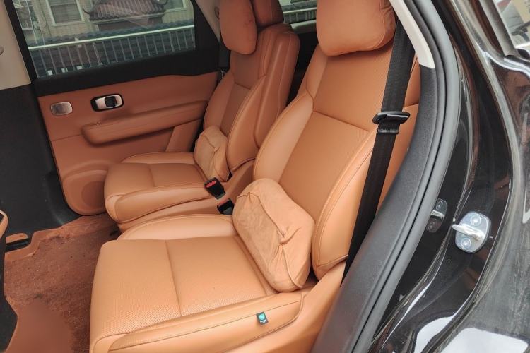Used Leapmotor C16 2024 Range-Extended 200 Luxury Edition Interior 2