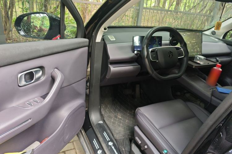 Used Leapmotor C16 2024 All-Electric 580 Luxury Edition Interior 3