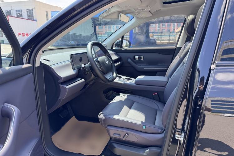 Used Leapmotor C16 2024 Pure Electric 520 Deluxe Edition Interior 3