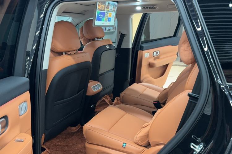 Used Leapmotor C16 2024 Range-Extended 200 Luxury Edition Interior 4