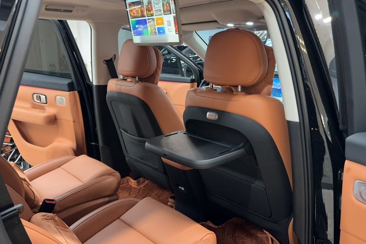 Used Leapmotor C16 2024 Range-Extended 200 Luxury Edition Interior 5