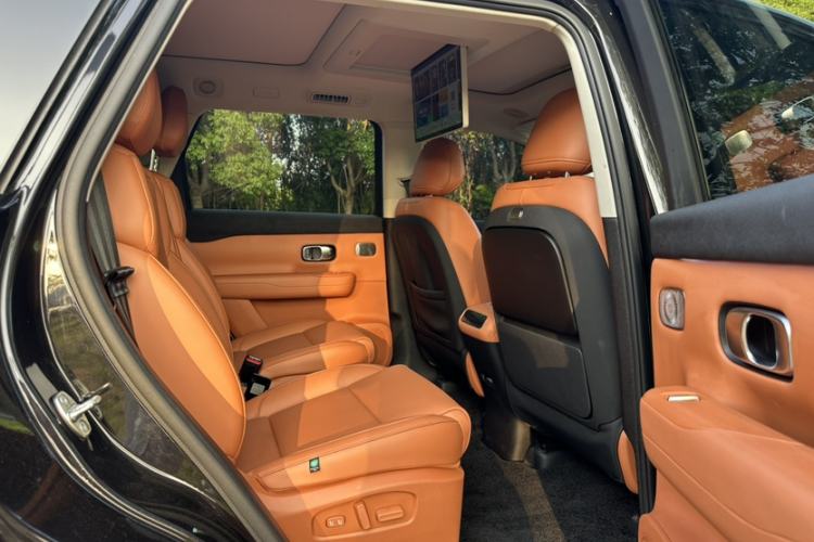 Used Leapmotor C16 2024 Range-Extended 200 Luxury Edition Interior 6