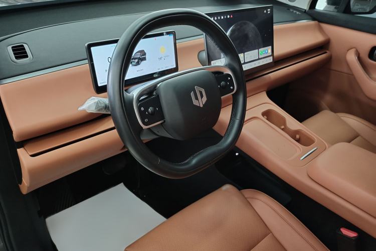 Used Leapmotor C16 2024 Range-Extended 200 Luxury Edition Interior 8
