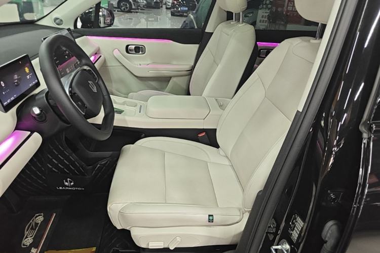 Used Leapmotor C16 2024 Range-Extended 200 Luxury Edition Left Front Seat