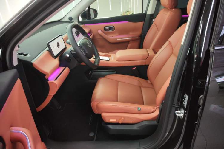 Used Leapmotor C16 2024 Range-Extended 200 LiDAR Edition Left Front Seat