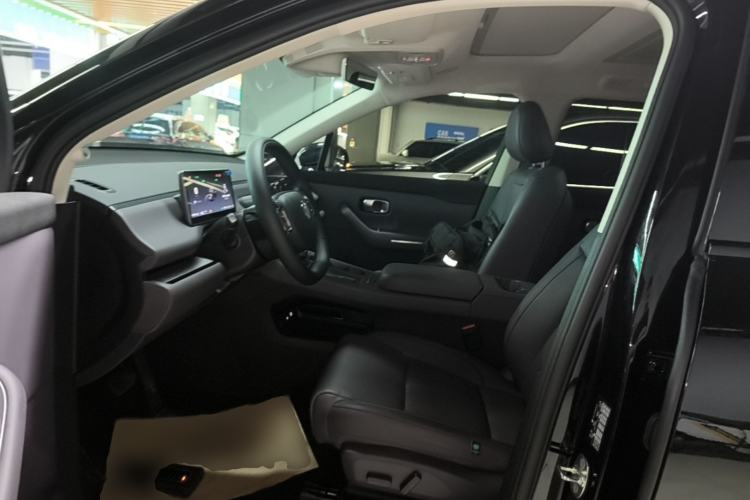 Used Leapmotor C16 2024 Range-Extended 200 Luxury Edition Left Front Seat