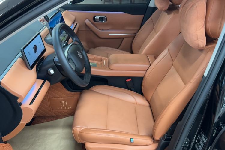 Used Leapmotor C16 2024 Range-Extended 200 Luxury Edition Left Front Seat