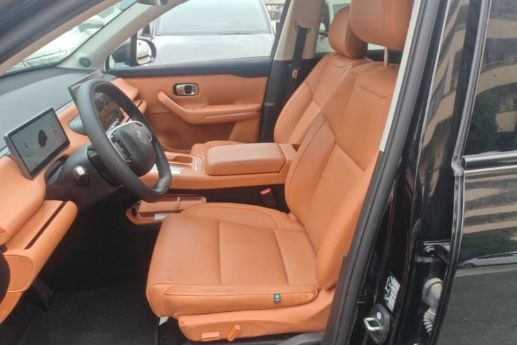 Used Leapmotor C16 2024 All-Electric 580 Luxury Edition Left Front Seat