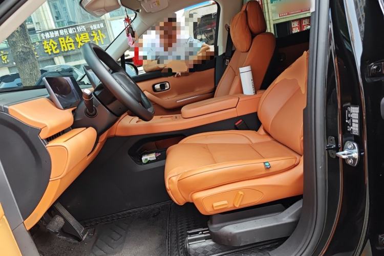 Used Leapmotor C16 2024 Pure Electric 520 Deluxe Edition Left Front Seat