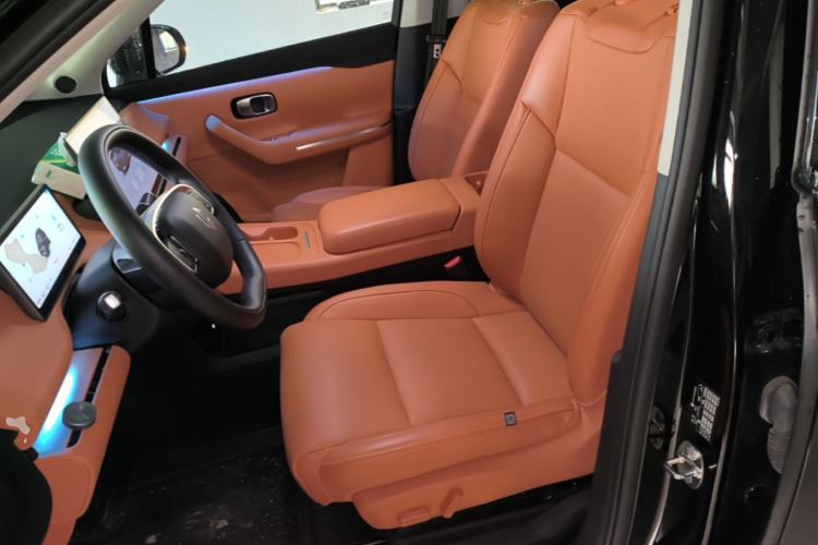Used Leapmotor C16 2024 Range-Extended 200 Luxury Edition Left Front Seat