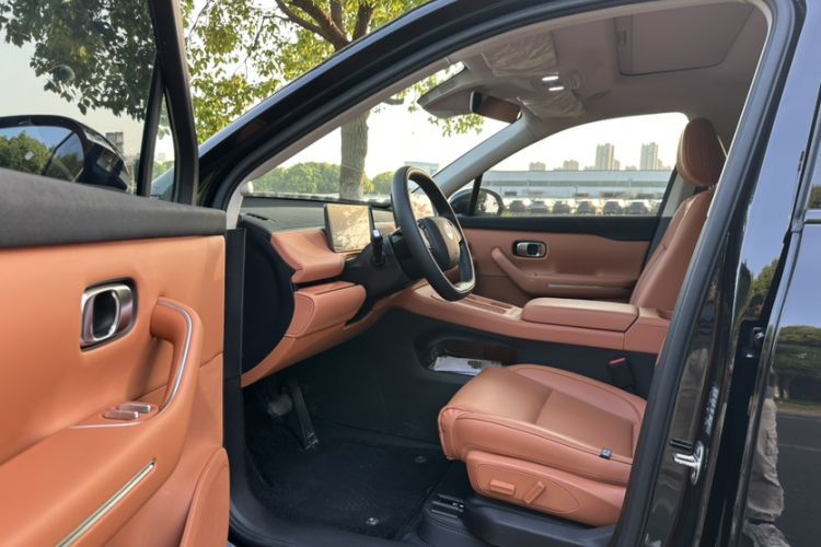 Used Leapmotor C16 2024 Range-Extended 200 Luxury Edition Left Front Seat