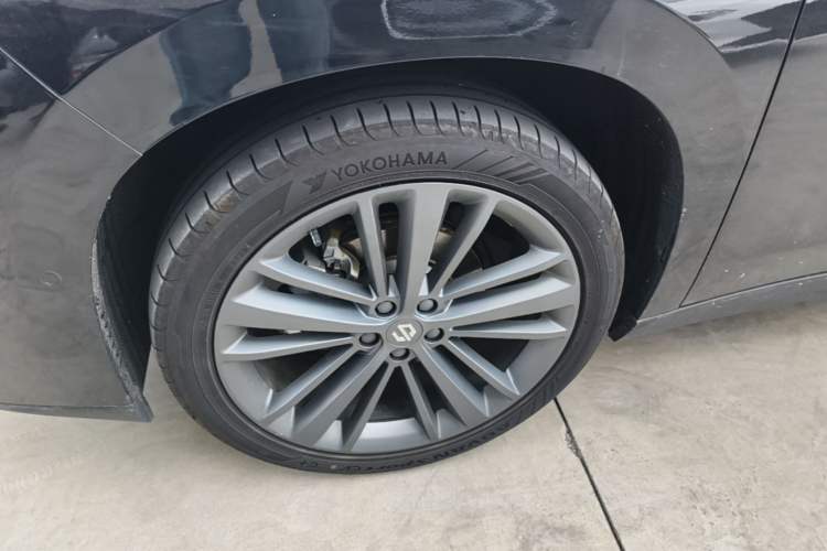 Used Leapmotor C16 2024 All-Electric 580 Luxury Edition Left Front Wheel Hub