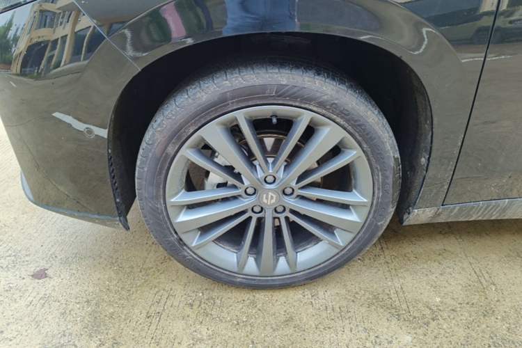 Used Leapmotor C16 2024 Range-Extended 200 Luxury Edition Left Front Wheel Hub