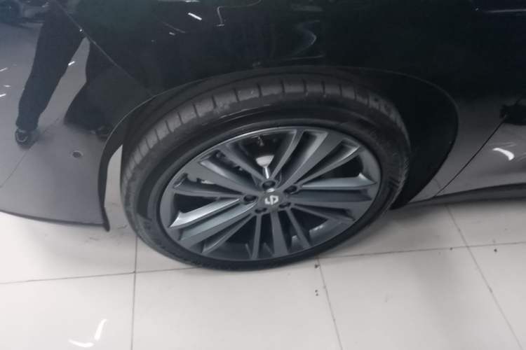 Used Leapmotor C16 2024 Range-Extended 200 Luxury Edition Left Front Wheel Hub