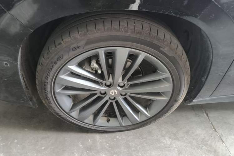 Used Leapmotor C16 2024 All-Electric 580 Luxury Edition Left Front Wheel Hub