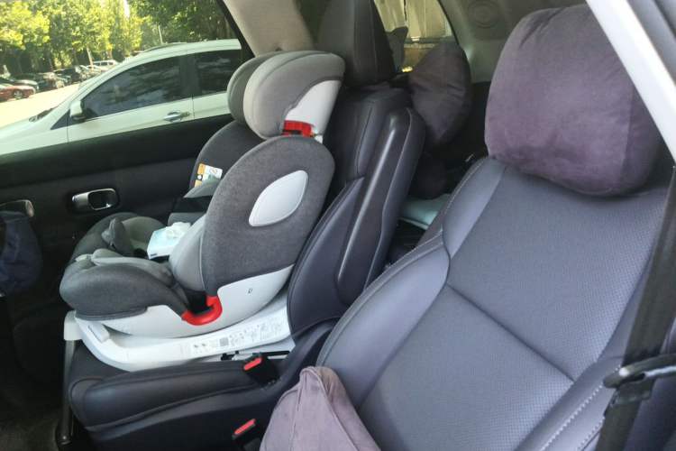 Used Leapmotor C16 2024 Range-Extended 200 Luxury Edition Left Rear Seat