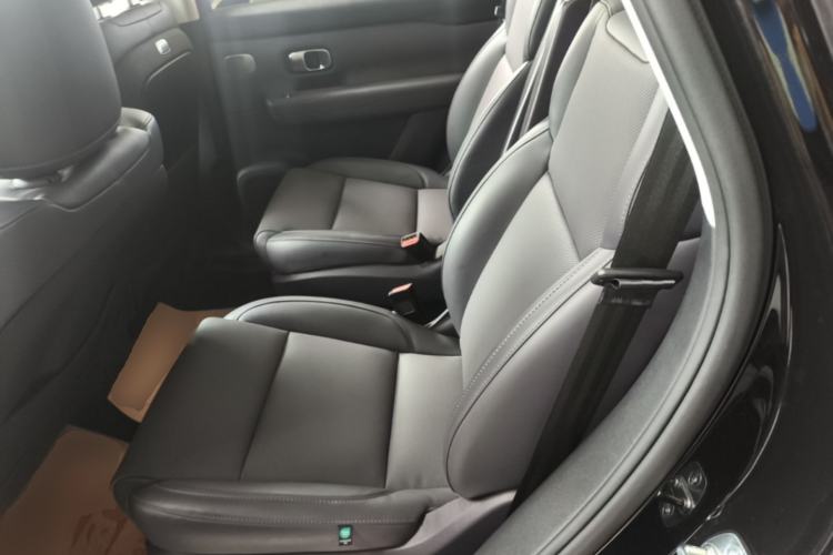 Used Leapmotor C16 2024 Pure Electric 520 Deluxe Edition Left Rear Seat