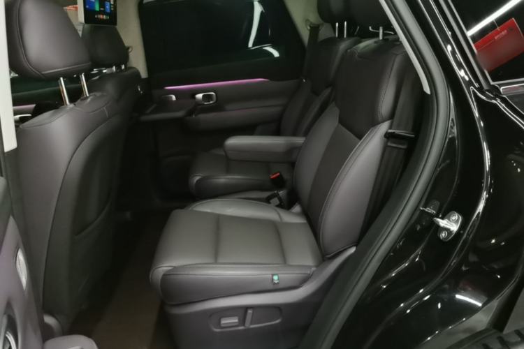 Used Leapmotor C16 2024 Range-Extended 200 Luxury Edition Left Rear Seat