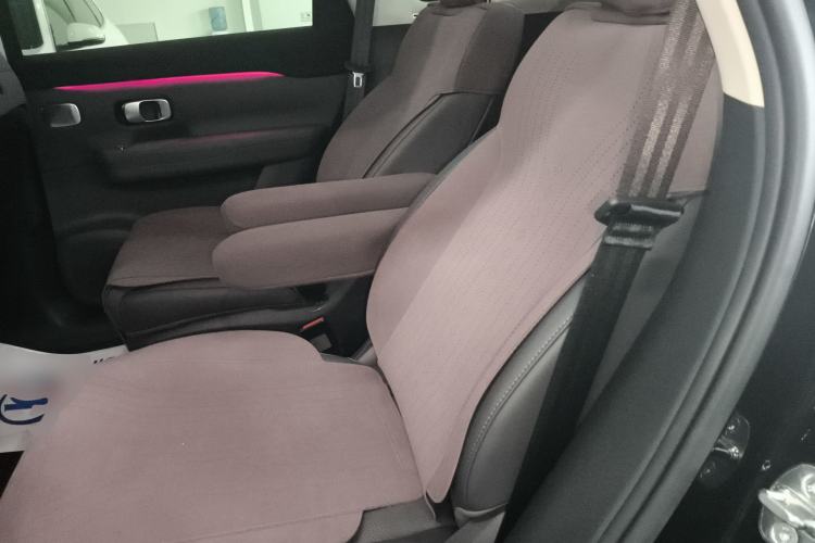 Used Leapmotor C16 2024 Range-Extended 200 Luxury Edition Left Rear Seat