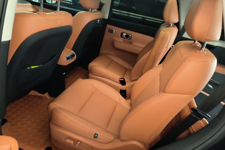 Used Leapmotor C16 2024 Range-Extended 200 Luxury Edition Left Rear Seat
