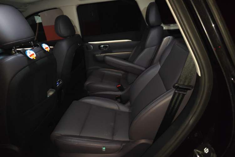 Used Leapmotor C16 2024 Range-Extended 200 Luxury Edition Left Rear Seat