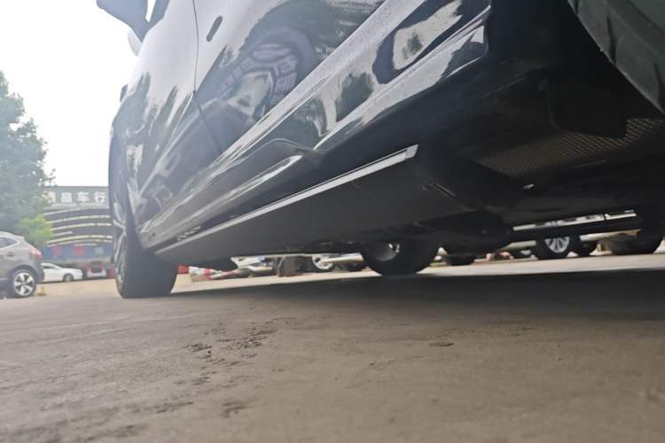 Used Leapmotor C16 2024 Range-Extended 200 Luxury Edition Left Side Sill
