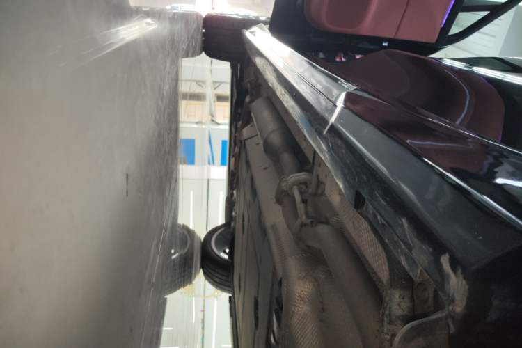 Used Leapmotor C16 2024 Range-Extended 200 LiDAR Edition Left Side Sill