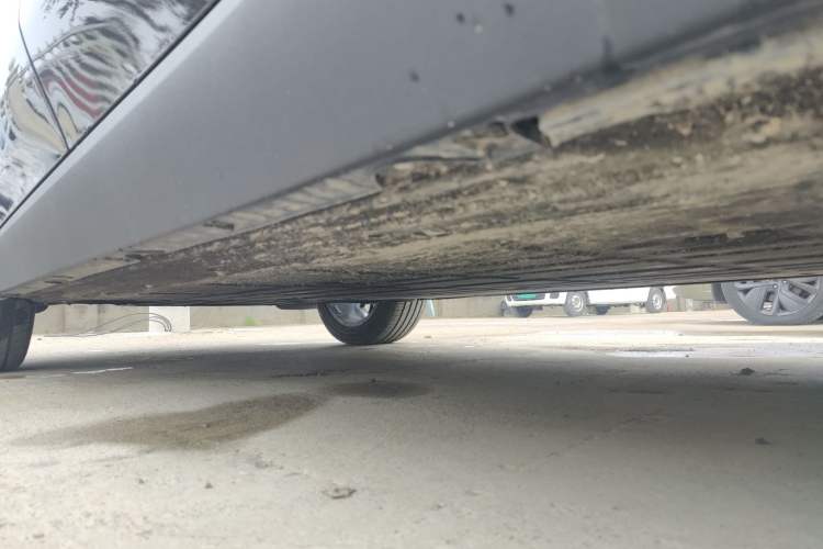 Used Leapmotor C16 2024 All-Electric 520 LiDAR Edition Left Side Sill