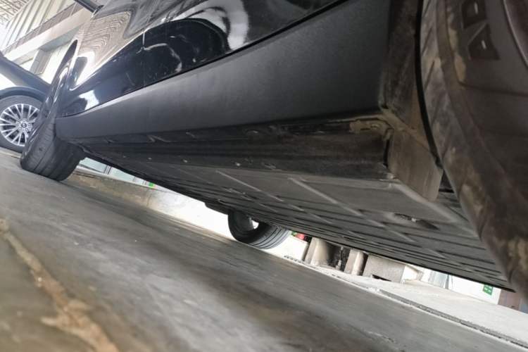 Used Leapmotor C16 2024 All-Electric 580 Luxury Edition Left Side Sill