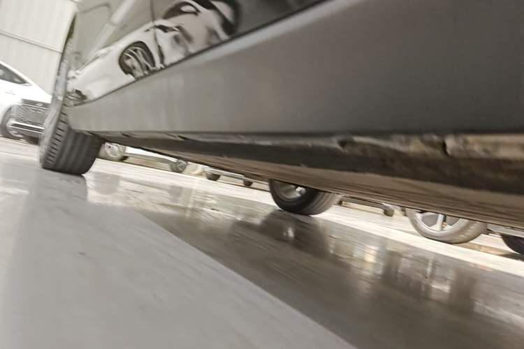 Used Leapmotor C16 2024 All-Electric 580 Luxury Edition Left Side Sill