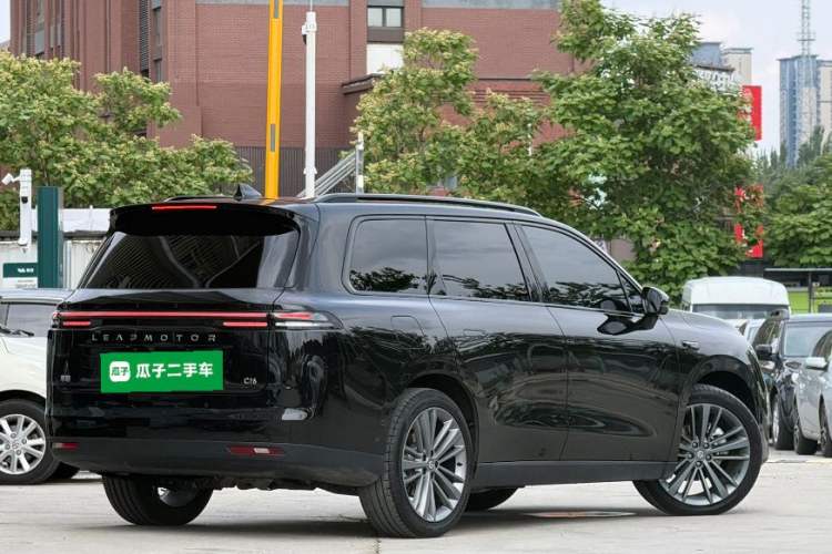 Used Leapmotor C16 2024 Range-Extended 200 Luxury Edition Rear Right 45 Deg