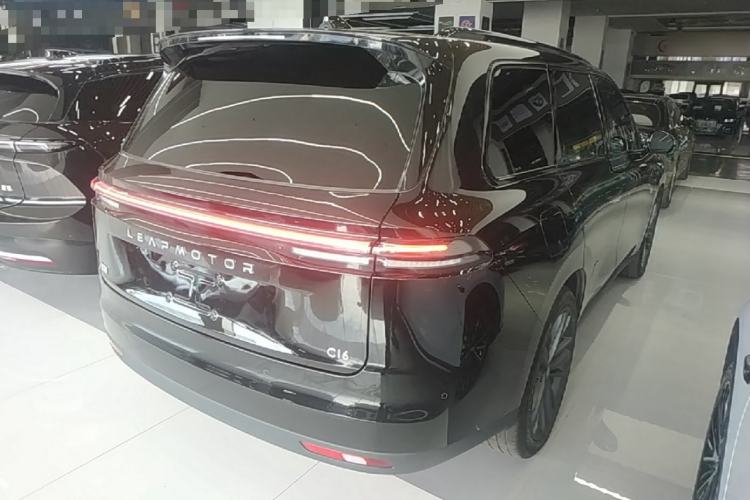Used Leapmotor C16 2024 Range-Extended 200 Luxury Edition Rear Right 45 Deg