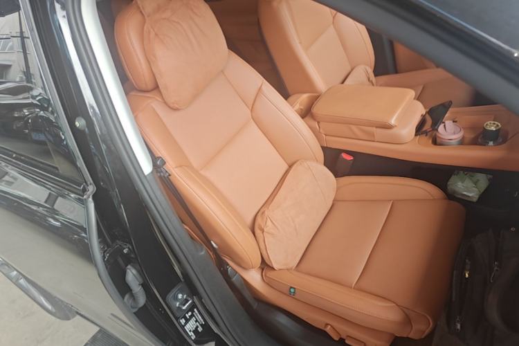 Used Leapmotor C16 2024 Range-Extended 200 Luxury Edition Right Front Seat