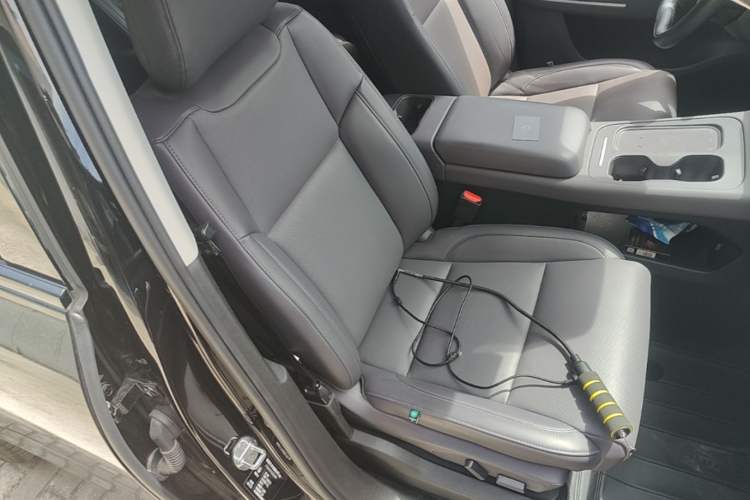 Used Leapmotor C16 2024 All-Electric 580 Luxury Edition Right Front Seat