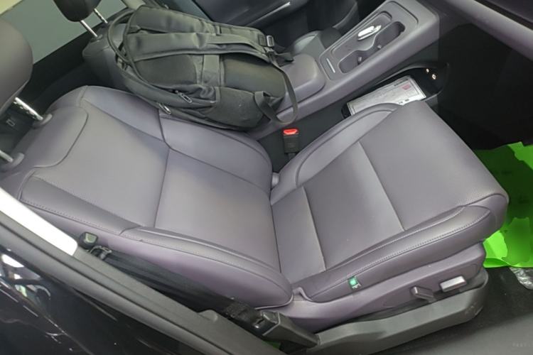 Used Leapmotor C16 2024 Range-Extended 200 Luxury Edition Right Front Seat