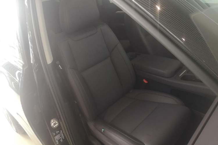 Used Leapmotor C16 2024 Range-Extended 200 LiDAR Edition Right Front Seat