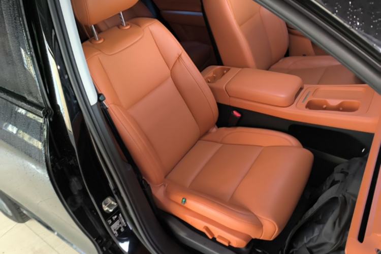 Used Leapmotor C16 2024 Range-Extended 200 Luxury Edition Right Front Seat
