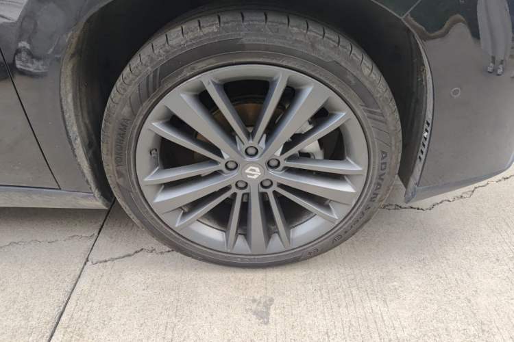 Used Leapmotor C16 2024 All-Electric 580 Luxury Edition Right Front Wheel Hub