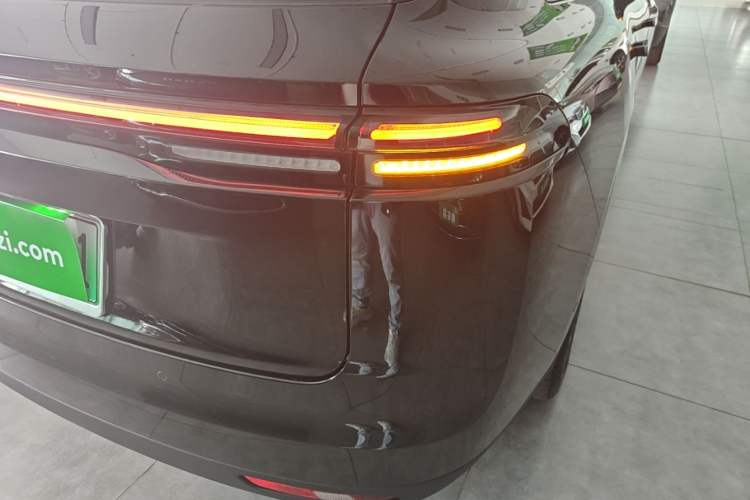 Used Leapmotor C16 2024 All-Electric 580 Luxury Edition Right Rear Taillight