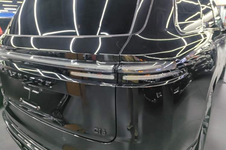 Used Leapmotor C16 2024 Range-Extended 200 Luxury Edition Right Rear Taillight