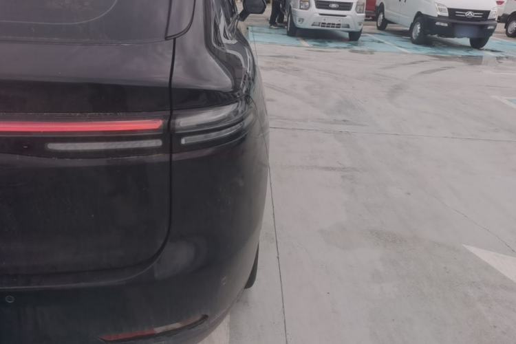 Used Leapmotor C16 2024 Range-Extended 200 Smart Enjoyment Edition Right Rear Taillight