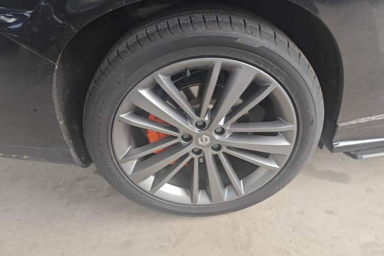 Used Leapmotor C16 2024 Range-Extended 200 Luxury Edition Right Rear Wheel Hub
