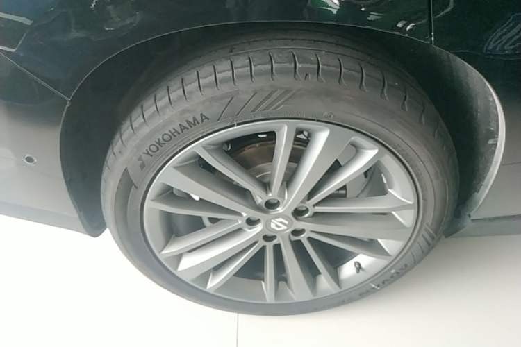 Used Leapmotor C16 2024 Range-Extended 200 Smart Enjoyment Edition Right Rear Wheel Hub