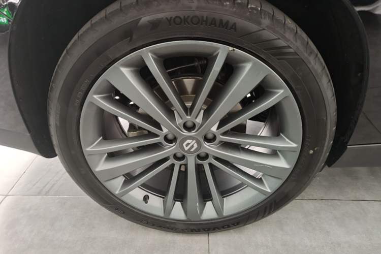 Used Leapmotor C16 2024 All-Electric 580 Luxury Edition Right Rear Wheel Hub