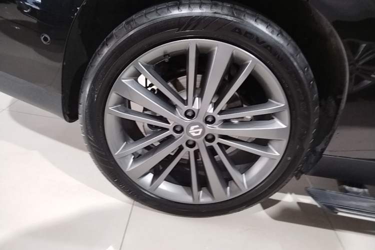 Used Leapmotor C16 2024 Range-Extended 200 Luxury Edition Right Rear Wheel Hub