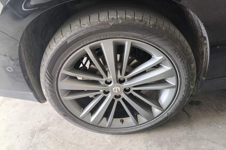 Used Leapmotor C16 2024 All-Electric 580 Luxury Edition Right Rear Wheel Hub