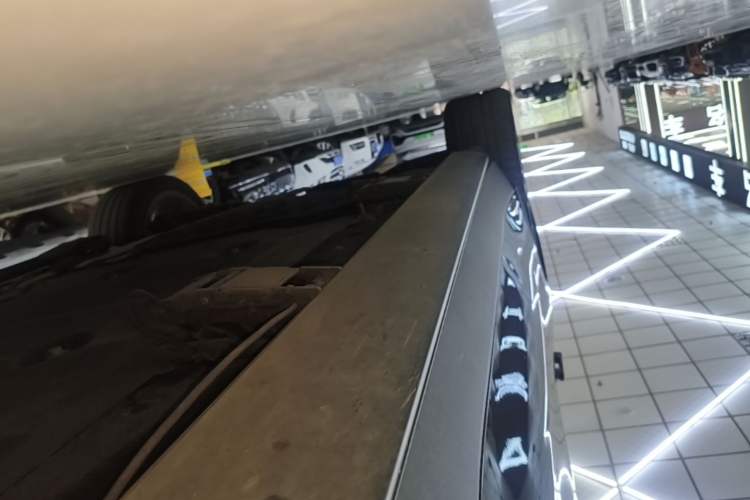 Used Leapmotor C16 2024 Range-Extended 200 Luxury Edition Right Side Sill