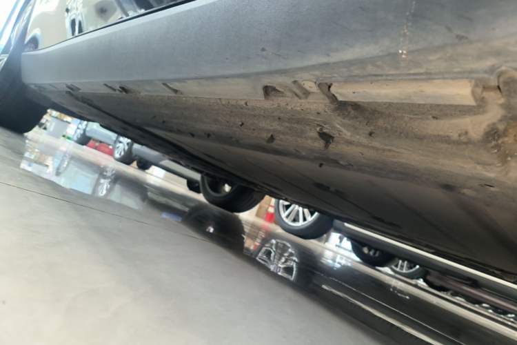 Used Leapmotor C16 2024 Range-Extended 200 Luxury Edition Right Side Sill