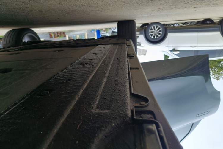 Used Leapmotor C16 2024 Range-Extended 200 Luxury Edition Right Side Sill