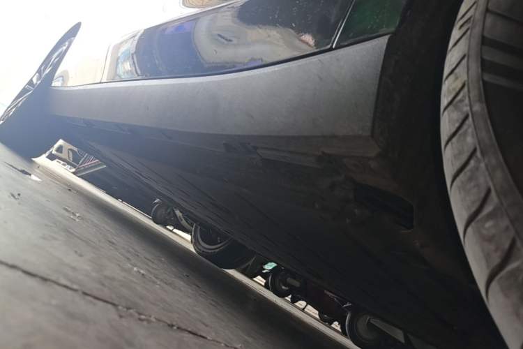 Used Leapmotor C16 2024 All-Electric 580 Luxury Edition Right Side Sill
